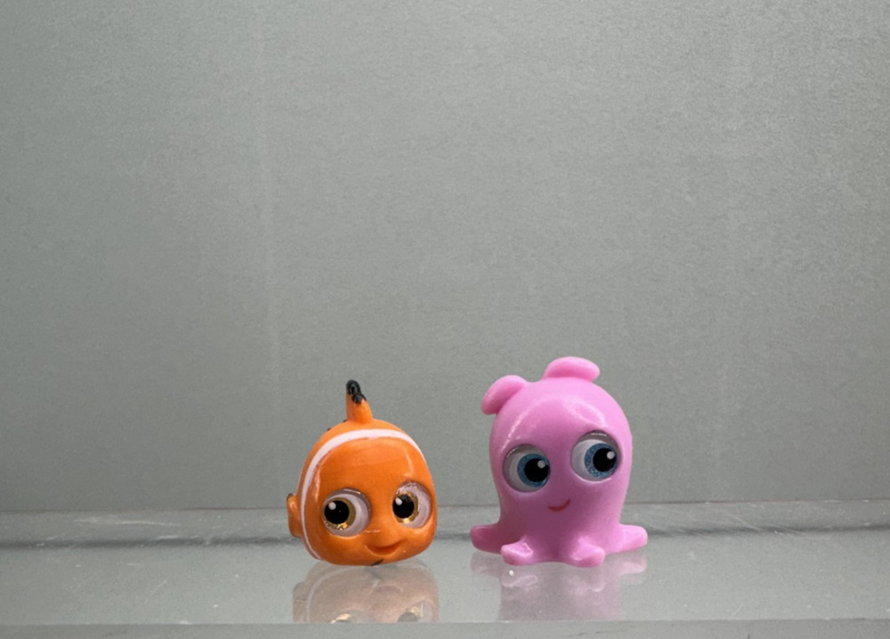 Disney Doorables Series 4 Finding Nemo Nemo Pearl Mini Figure Lot of 2